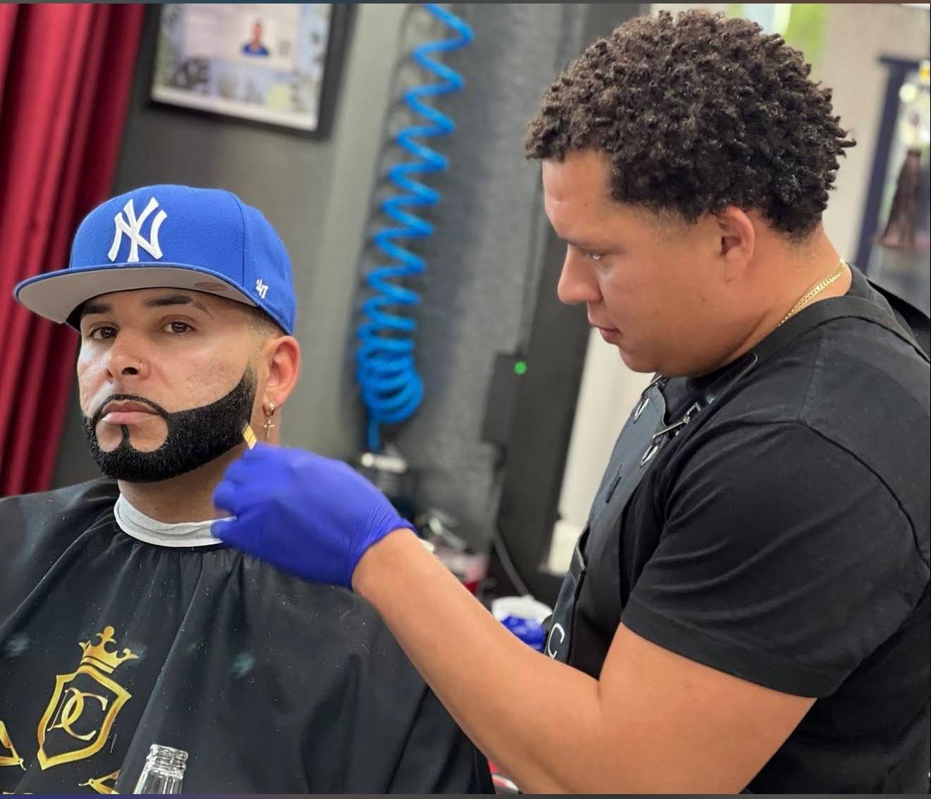Dionis Cutz interior 1